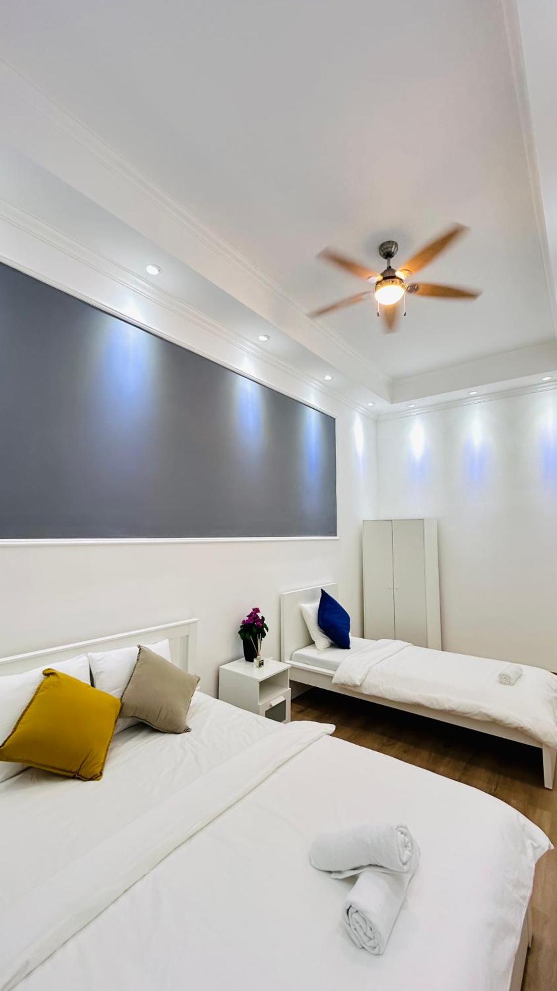 Ulloi-0 - 5min To Corvin Negyed, Aldi Homestay *